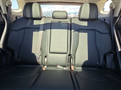 Used 2023 Kia Sportage SX image 22