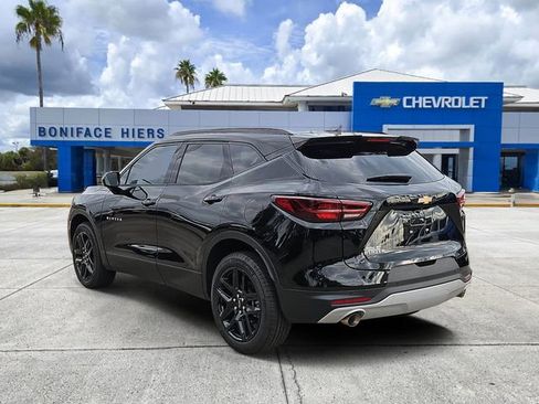New 2026 Chevrolet Blazer LT w/ Convenience Package FWD image 3