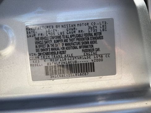 Used 2025 Nissan Versa SV FWD image 28