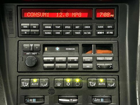 Used 1992 BMW 850i image 16