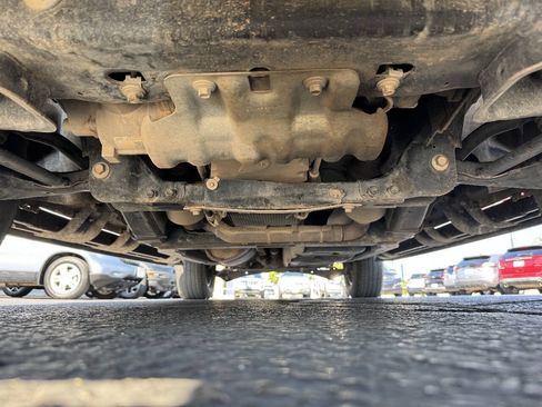 Used 2019 Ford Expedition Max XLT w/ Equipment Group 202A RWD image 13