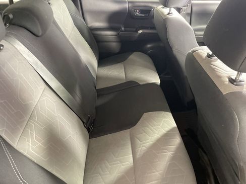 Used 2023 Toyota Tacoma TRD Off-Road image 25