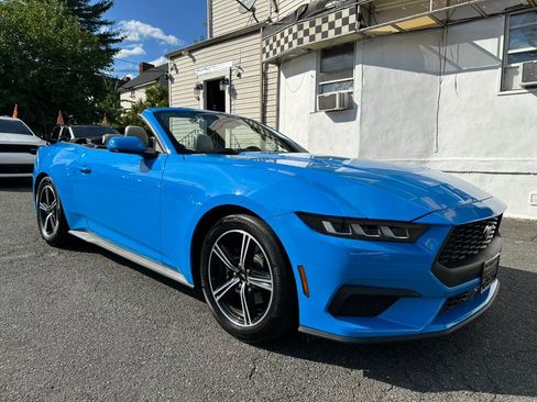 Used 2024 Ford Mustang Premium RWD image 7