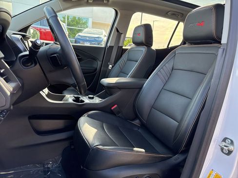 Used 2024 GMC Terrain AT4 w/ Infotainment Package II AWD/4WD image 9