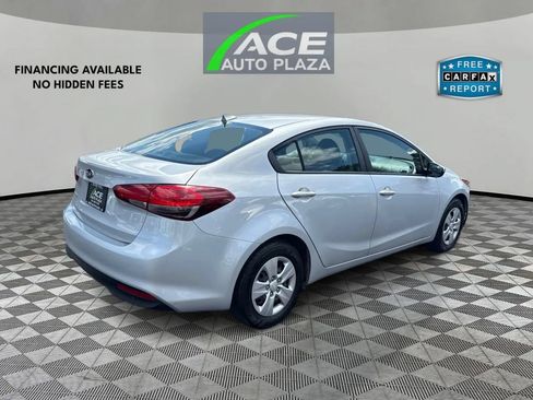Used 2018 Kia Forte LX FWD image 5