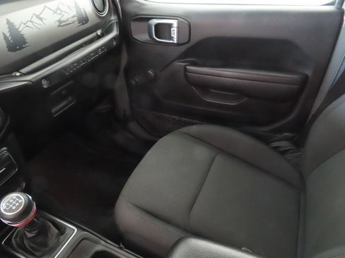 Used 2021 Jeep Wrangler Unlimited Sport AWD/4WD image 19