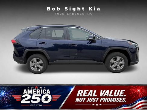 Used 2025 Toyota RAV4 XLE FWD image 13