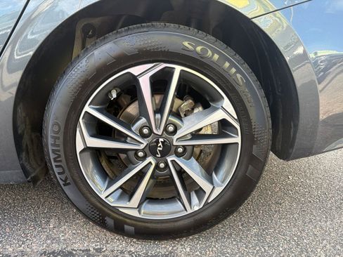 Used 2024 Kia Forte LXS image 28