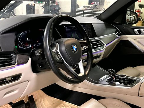 Used 2019 BMW X5 xDrive40i w/ Premium Package 2 image 18