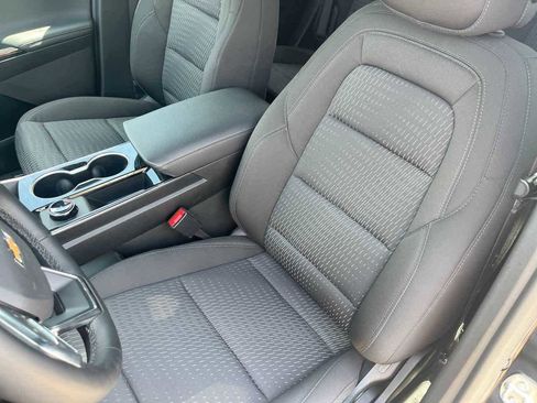 New 2026 Chevrolet Equinox LT FWD image 16