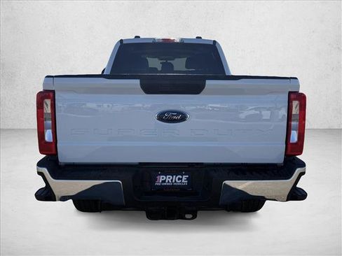 Used 2025 Ford F250 XLT image 6