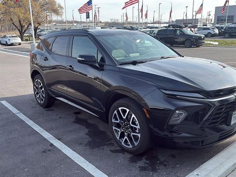 Used 2025 Chevrolet Blazer RS image 27