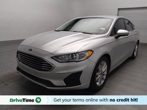 Used 2019 Ford Fusion SE FWD image 1