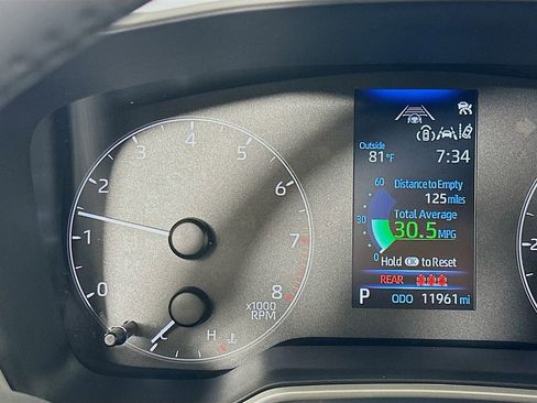 Used 2023 Toyota Corolla SE image 12