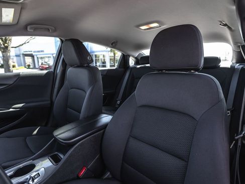 Used 2023 Chevrolet Malibu LT FWD image 21