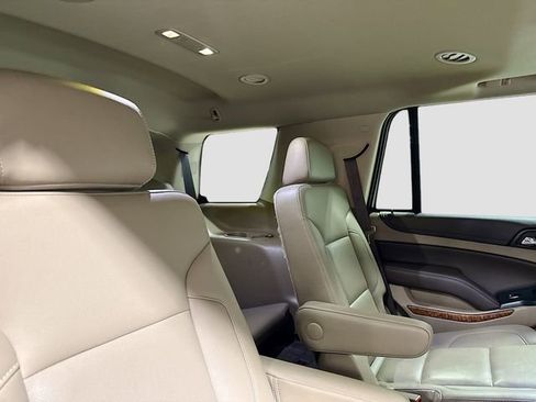 Used 2020 Chevrolet Tahoe Premier image 32