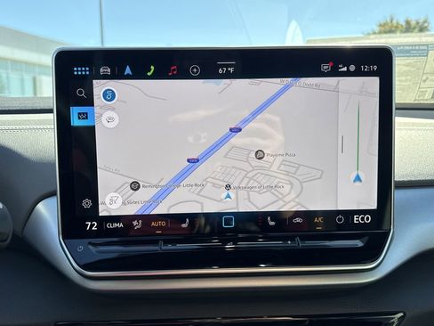 New 2025 Volkswagen ID.4 Pro AWD/4WD image 29