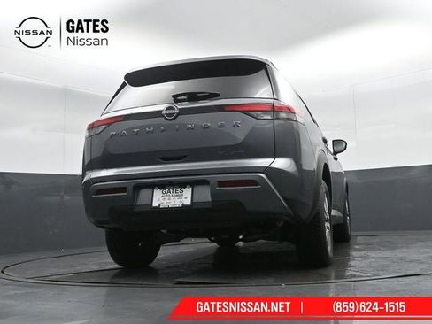 New 2026 Nissan Pathfinder SL image 41