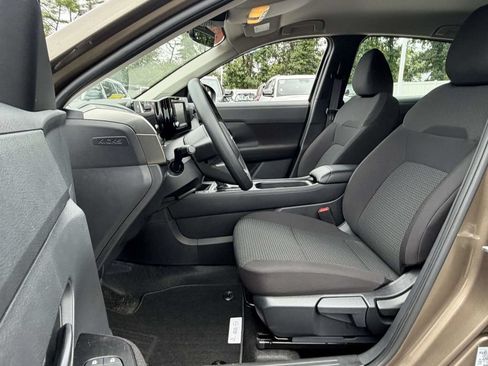 Used 2025 Nissan Kicks S w/ Interior Electronics Package AWD/4WD image 17