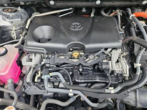 Used 2021 Toyota RAV4 XLE w/ Convenience Package AWD/4WD image 22