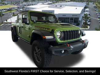 Used 2025 Jeep Gladiator Mojave w/ Safety Group AWD/4WD video 2