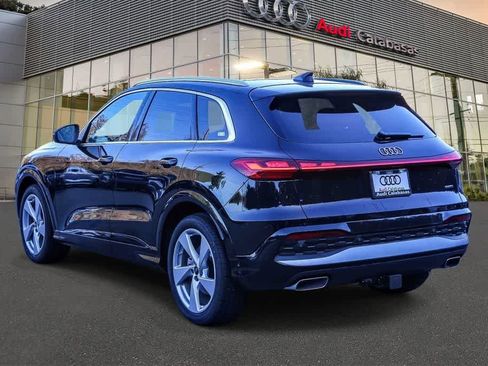 New 2025 Audi Q5 Prestige AWD/4WD image 2