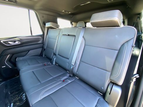 Used 2021 GMC Yukon SLT w/ SLT Luxury Plus Package image 24