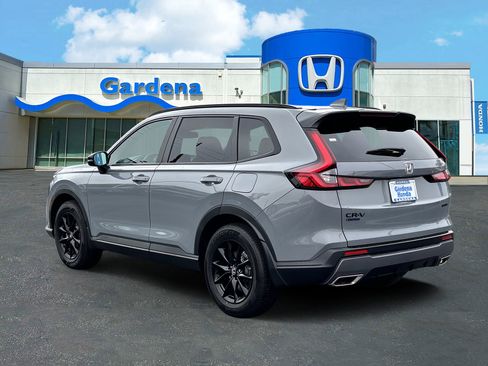 Used 2026 Honda CR-V Sport image 4
