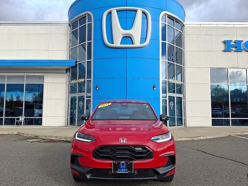 Used 2023 Honda HR-V Sport image 2