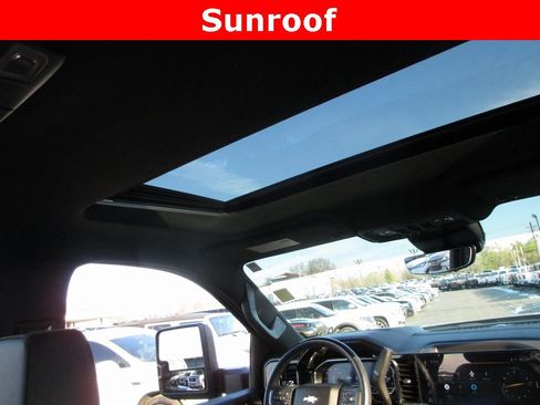 Certified 2025 Chevrolet Silverado 3500 High Country w/ Technology Package image 17