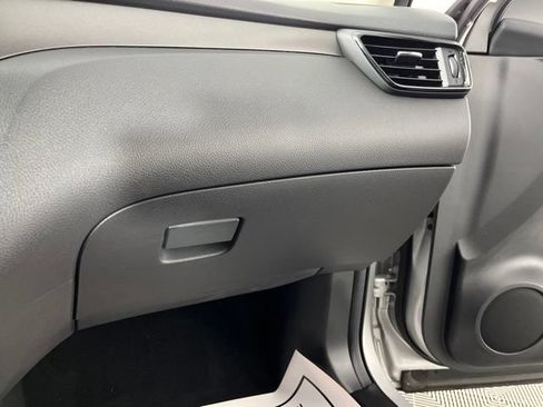 Used 2020 Nissan Rogue Sport S w/ Appearance Package FWD image 36