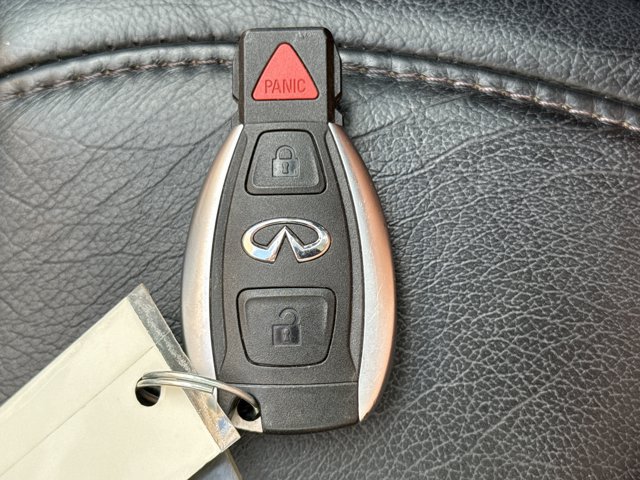 Used 2019 INFINITI QX30 FWD image 21