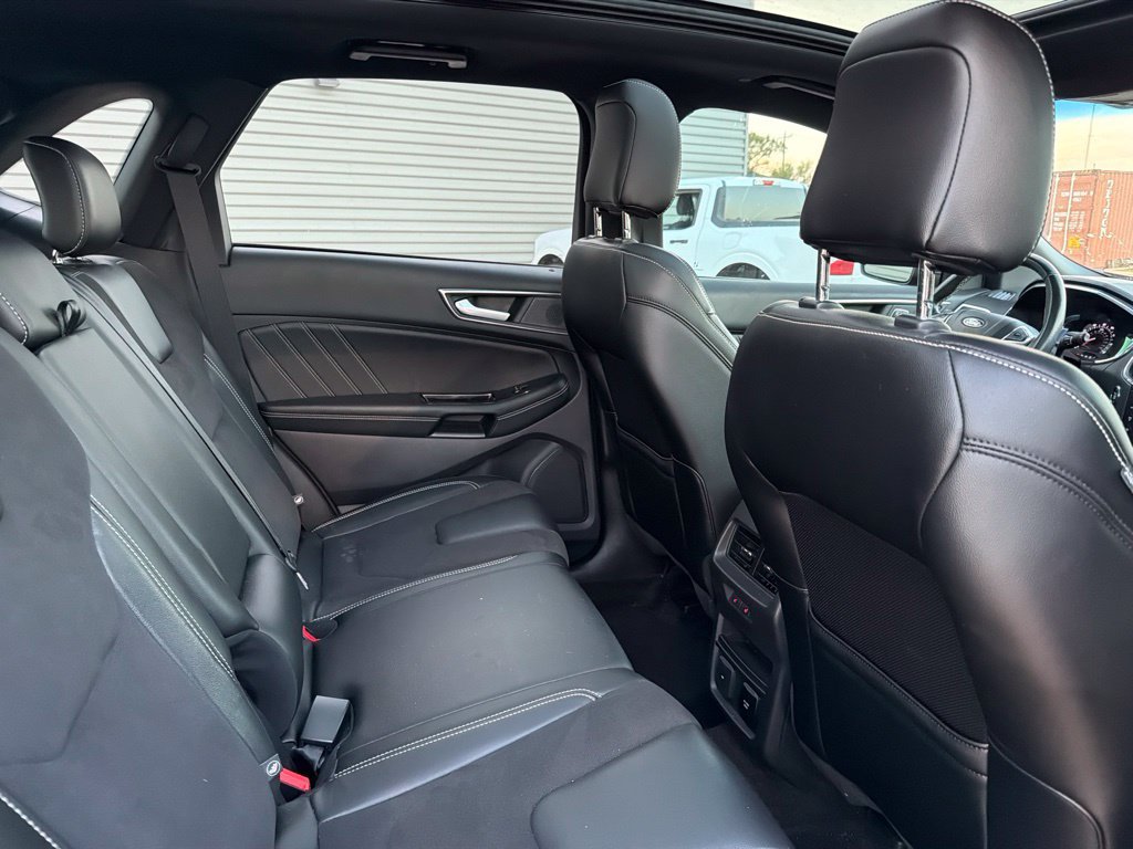 Used 2020 Ford Edge ST w/ Equipment Group 401A AWD/4WD image 19