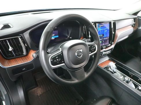 Used 2023 Volvo XC60 B5 Ultimate w/ Climate Package AWD/4WD image 24