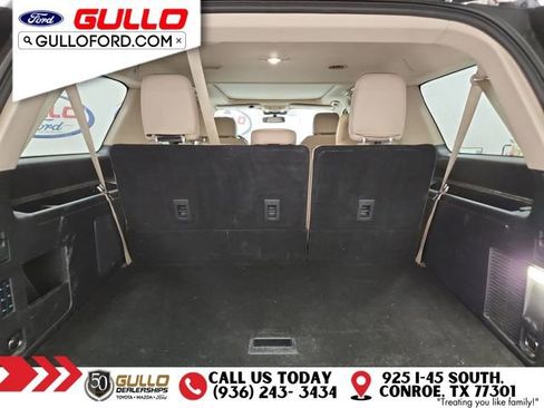 Used 2022 Ford Expedition Max Limited image 11