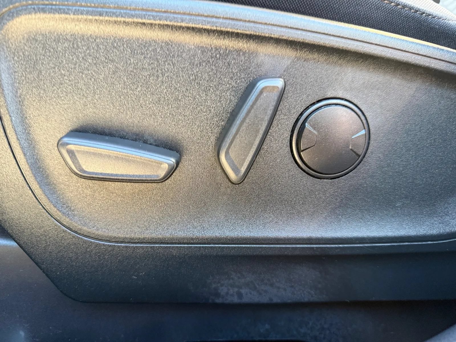 Used 2020 Ford Escape SE AWD/4WD image 17