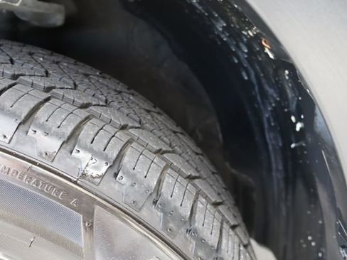 Used 2017 Toyota Highlander XLE image 46