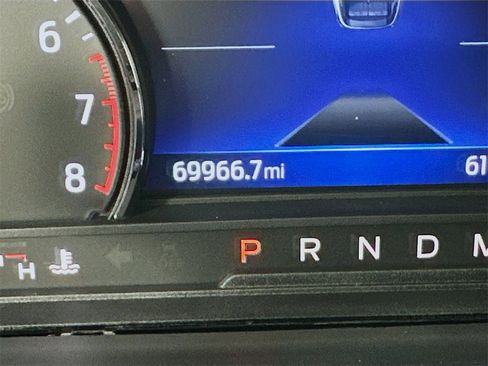 Used 2020 Ford Explorer XLT w/ Class III Trailer Tow Package image 14