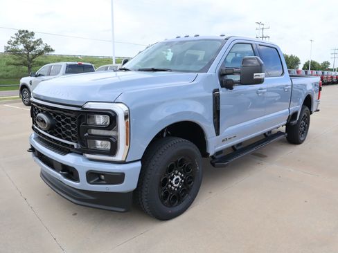 New 2026 Ford F250 Lariat AWD/4WD image 11