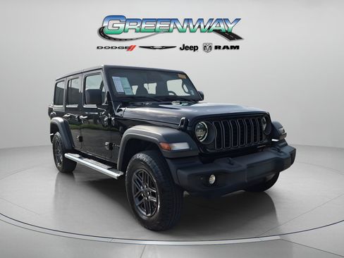 Used 2026 Jeep Wrangler Unlimited Sport AWD/4WD image 1
