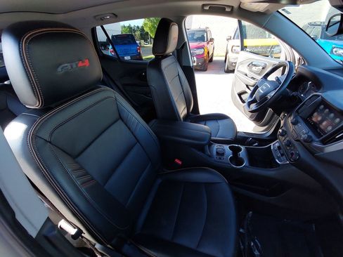 Used 2022 GMC Terrain AT4 image 10