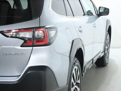 Certified 2024 Subaru Outback Premium AWD/4WD image 43