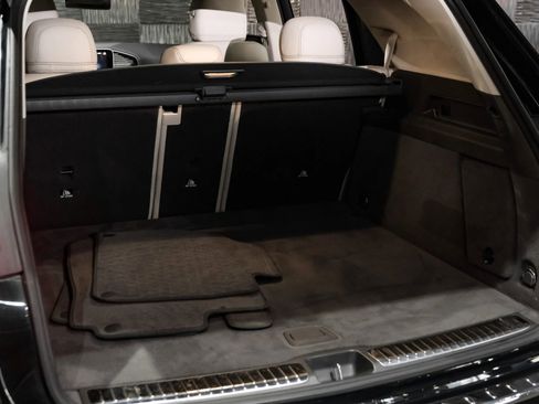 Used 2020 Mercedes-Benz GLE 350 w/ Parking Assist Package image 52