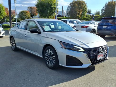 Certified 2024 Nissan Altima 2.5 SV image 27