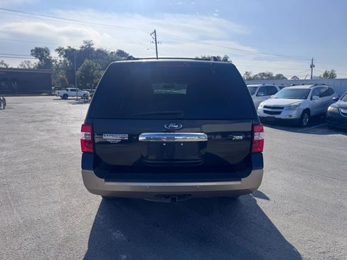 Used 2013 Ford Expedition XLT image 6