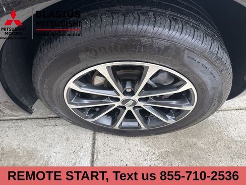 Used 2024 Cadillac XT4 Sport image 18