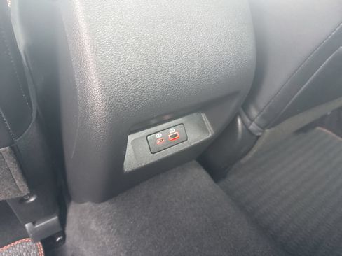 Used 2024 Nissan Altima 2.5 SR FWD image 14