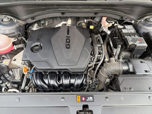 Used 2023 Hyundai Santa Fe SEL FWD image 19