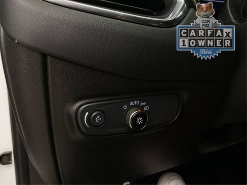 Used 2018 Chevrolet Equinox LS AWD/4WD image 23