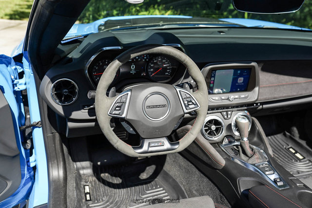 Used 2022 Chevrolet Camaro ZL1 RWD image 41